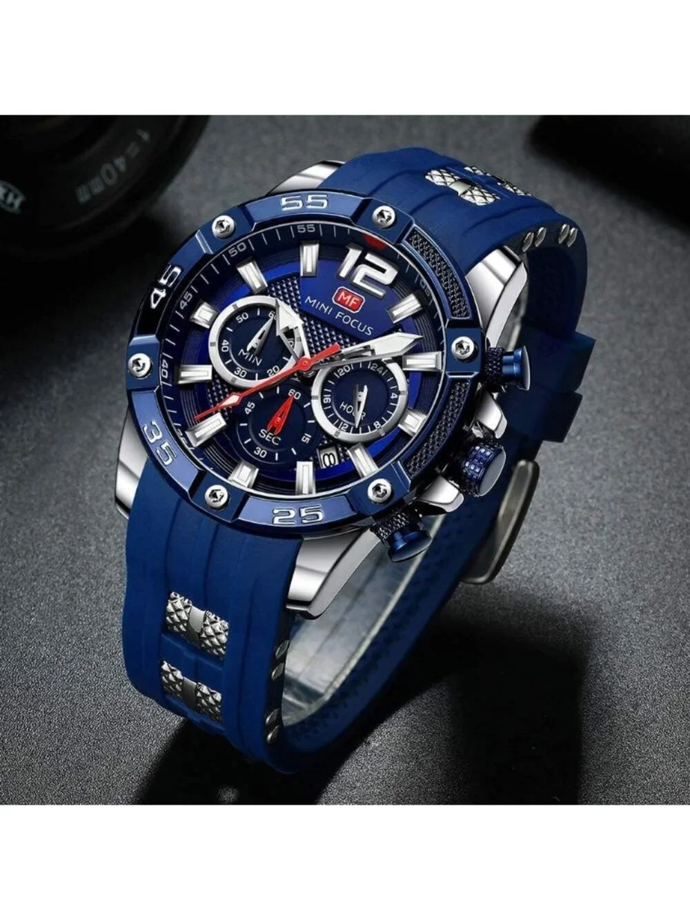 Men's Silver And Blue Analog Waterproof Chronograph Classic Stylish Casual Watch